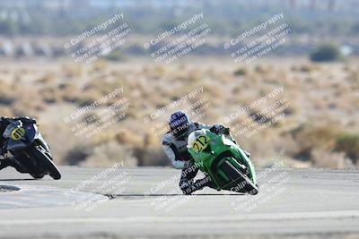 media/Dec-07-2025-CVMA (Sun) [[3e7d2de5dc]]/Race 12- Formula 40 MW and LW/